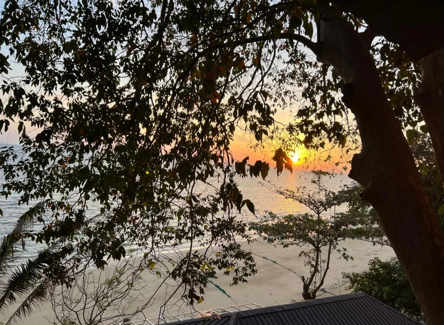 Phi Phi Private Beach Resort 0*, Phi Phi Don Thailand
