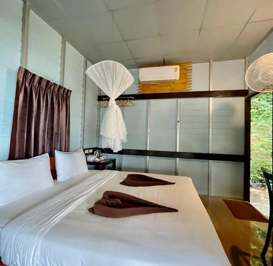 Phi Phi Private Beach Resort 0*, Phi Phi Don